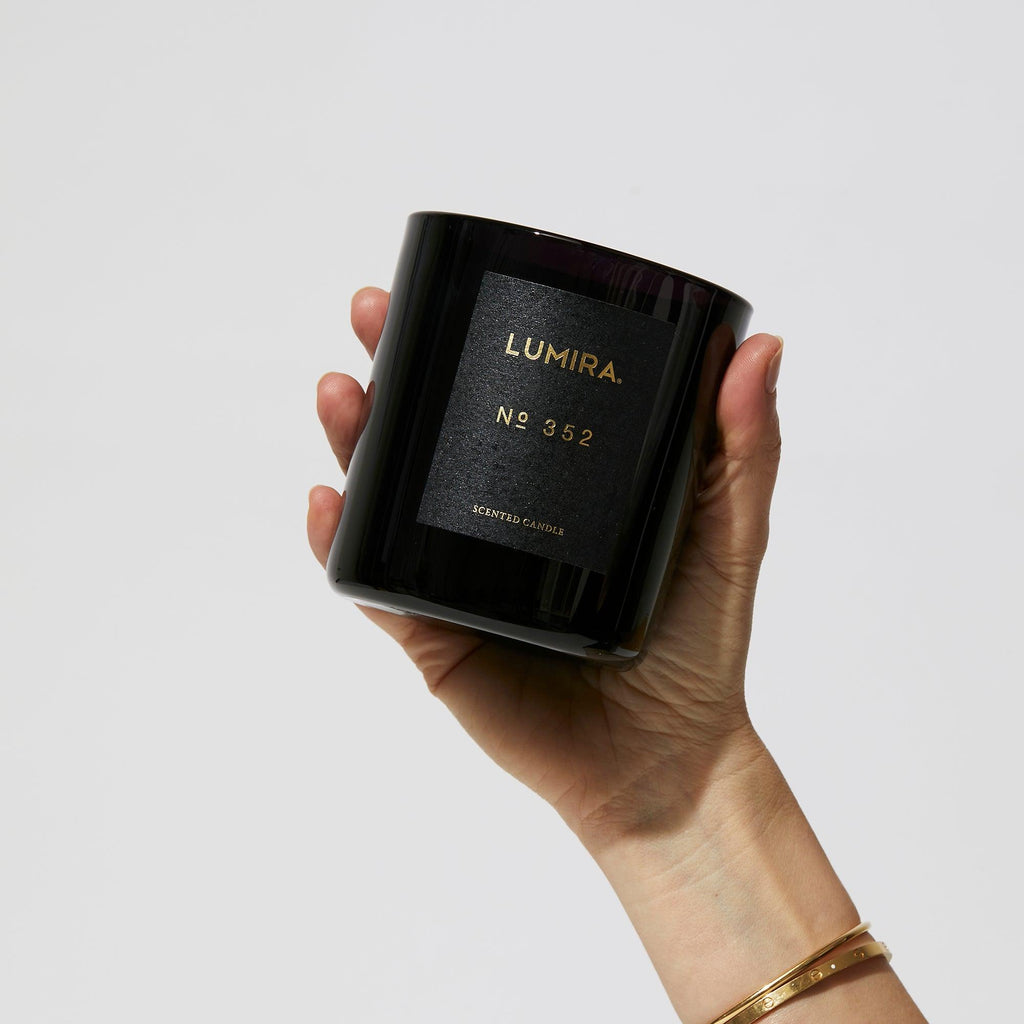 No352 Leather & Cedar Candle - LUMIRA