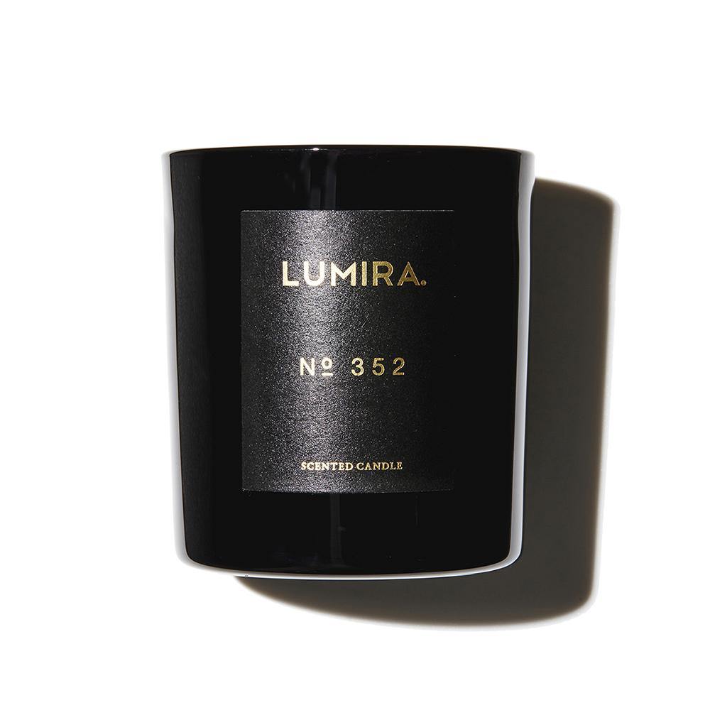 No352 Leather & Cedar Candle - LUMIRA