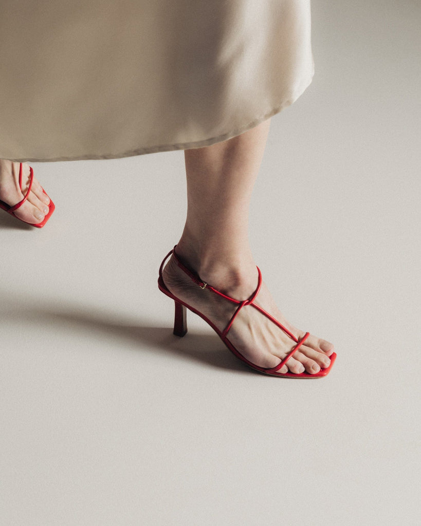ESSĒN The Strappy Sandal - Red